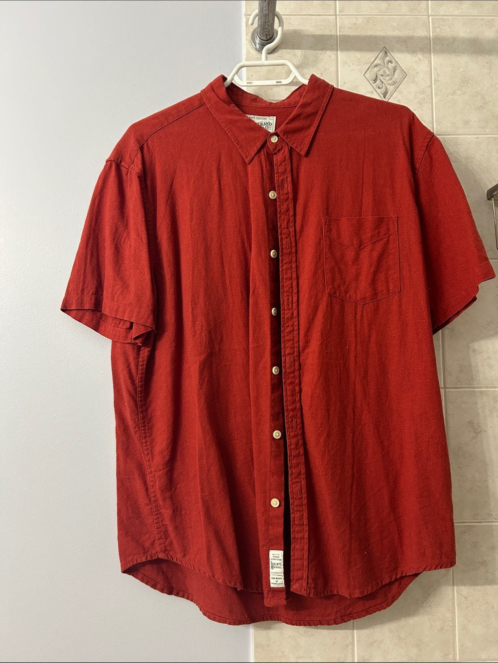 Lucky Brand Men's Brick Red Short-Sleeve Button-Down Shirt